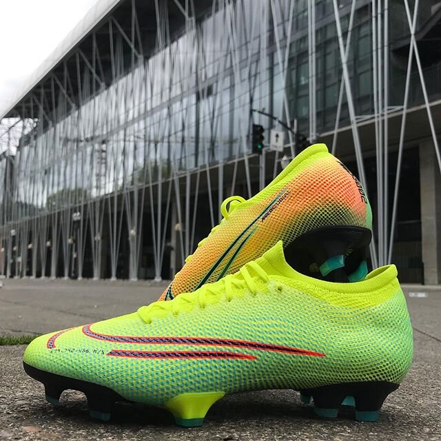 Dream big in the Nike Vapor Pro MDS. Stay safe and check out our website for sizes @nikefootball
